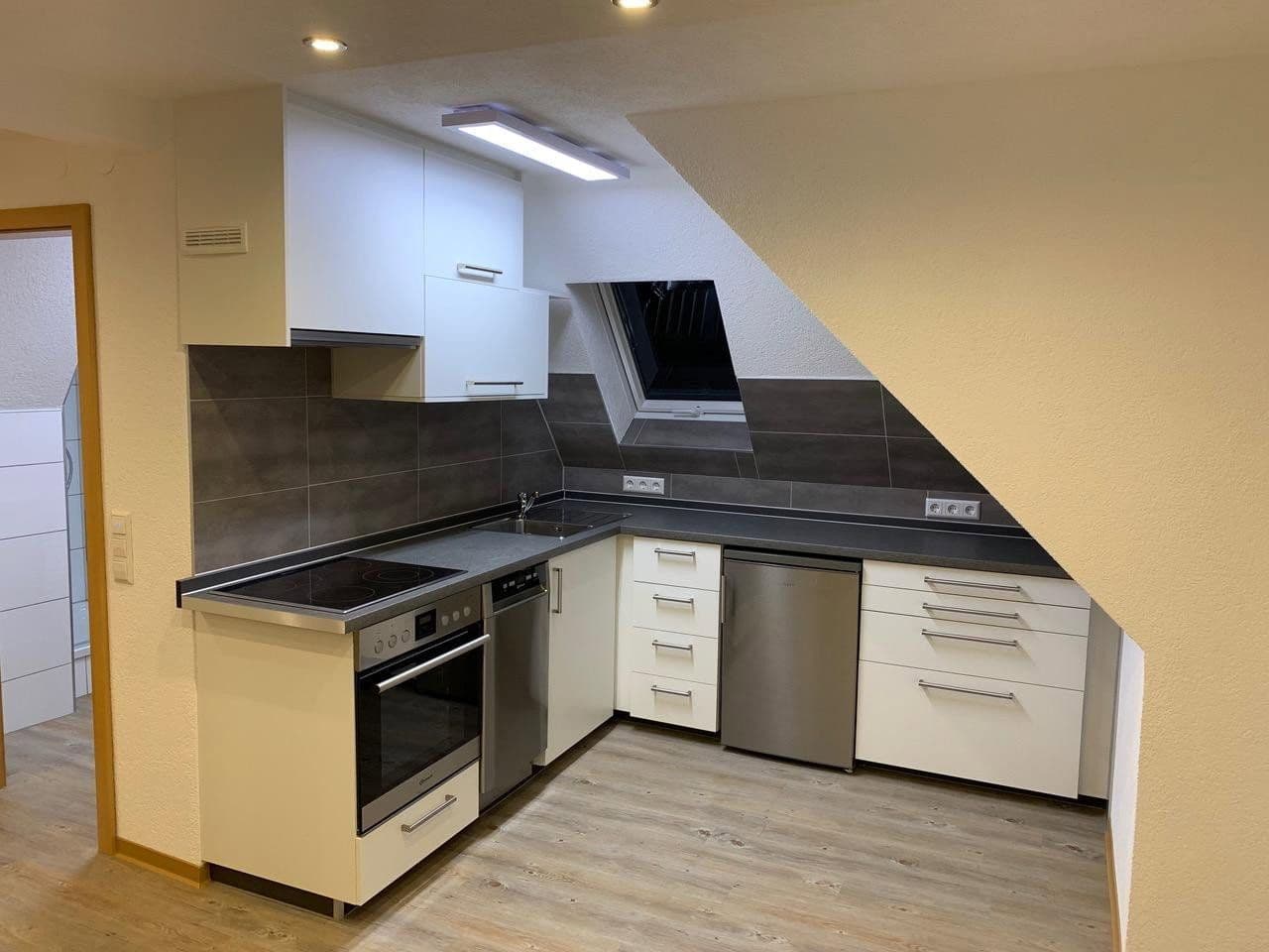 Prenájom bytu 2-izbový 43 m², Aalen, Bádensko-Wurttembersko Prenájom bytu 2-izbový 43 m², Aalen, Bádensko-Wurttembersko