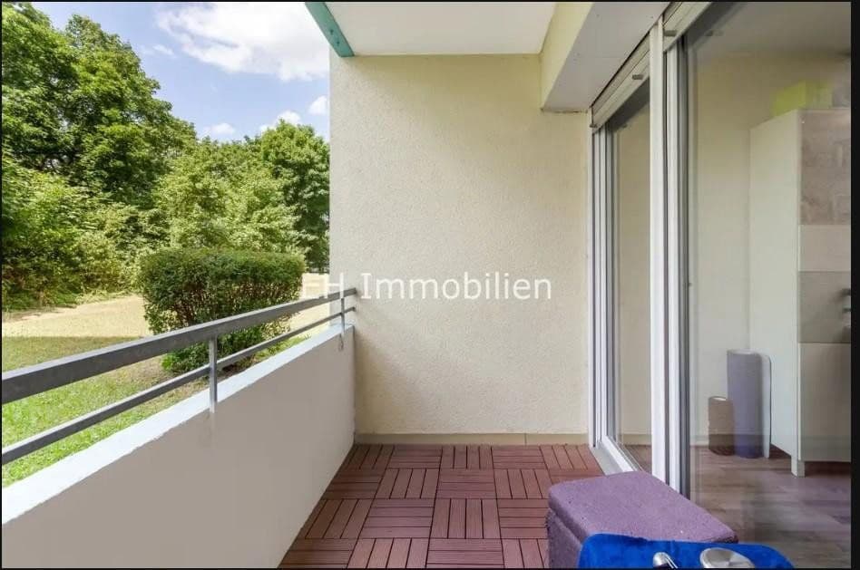 Prenájom bytu 3-izbový 92 m², Frankfurt am Main, Hesensko Prenájom bytu 3-izbový 92 m², Frankfurt am Main, Hesensko