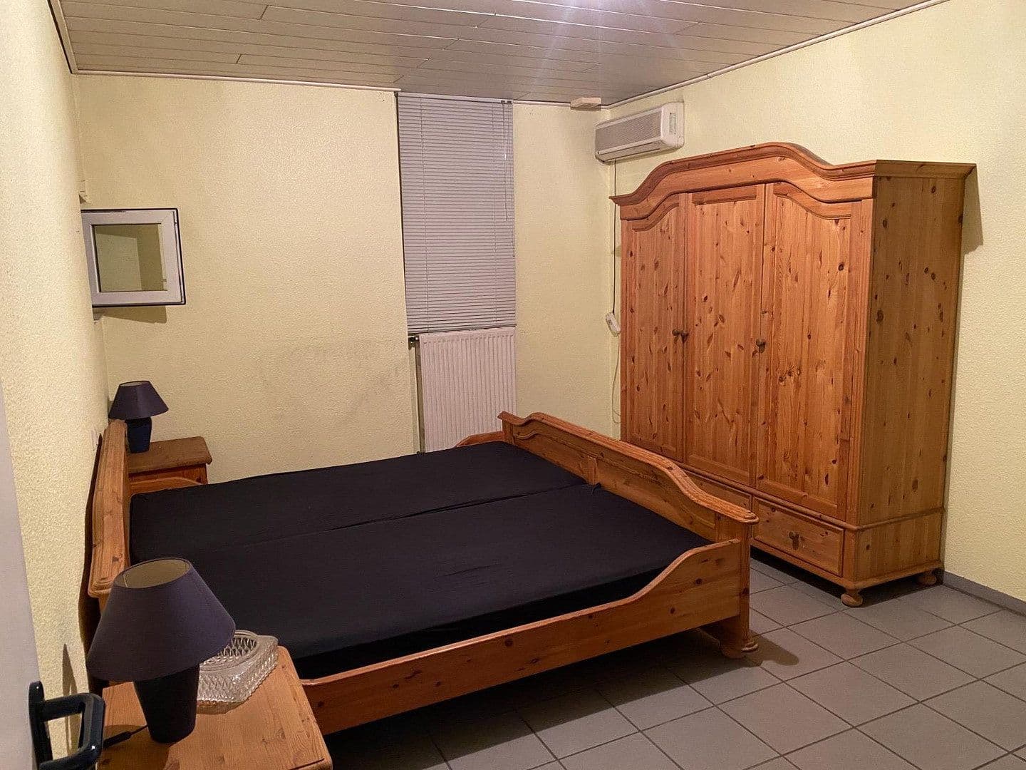 Prenájom bytu 6-izbový 246 m², Velbert, Severné Porýnie - Westfálsko Prenájom bytu 6-izbový 246 m², Velbert, Severné Porýnie - Westfálsko