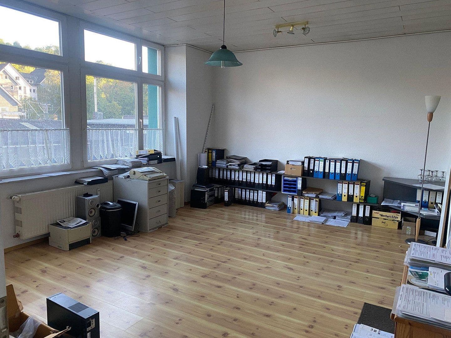 Prenájom bytu 6-izbový 246 m², Velbert, Severné Porýnie - Westfálsko Prenájom bytu 6-izbový 246 m², Velbert, Severné Porýnie - Westfálsko