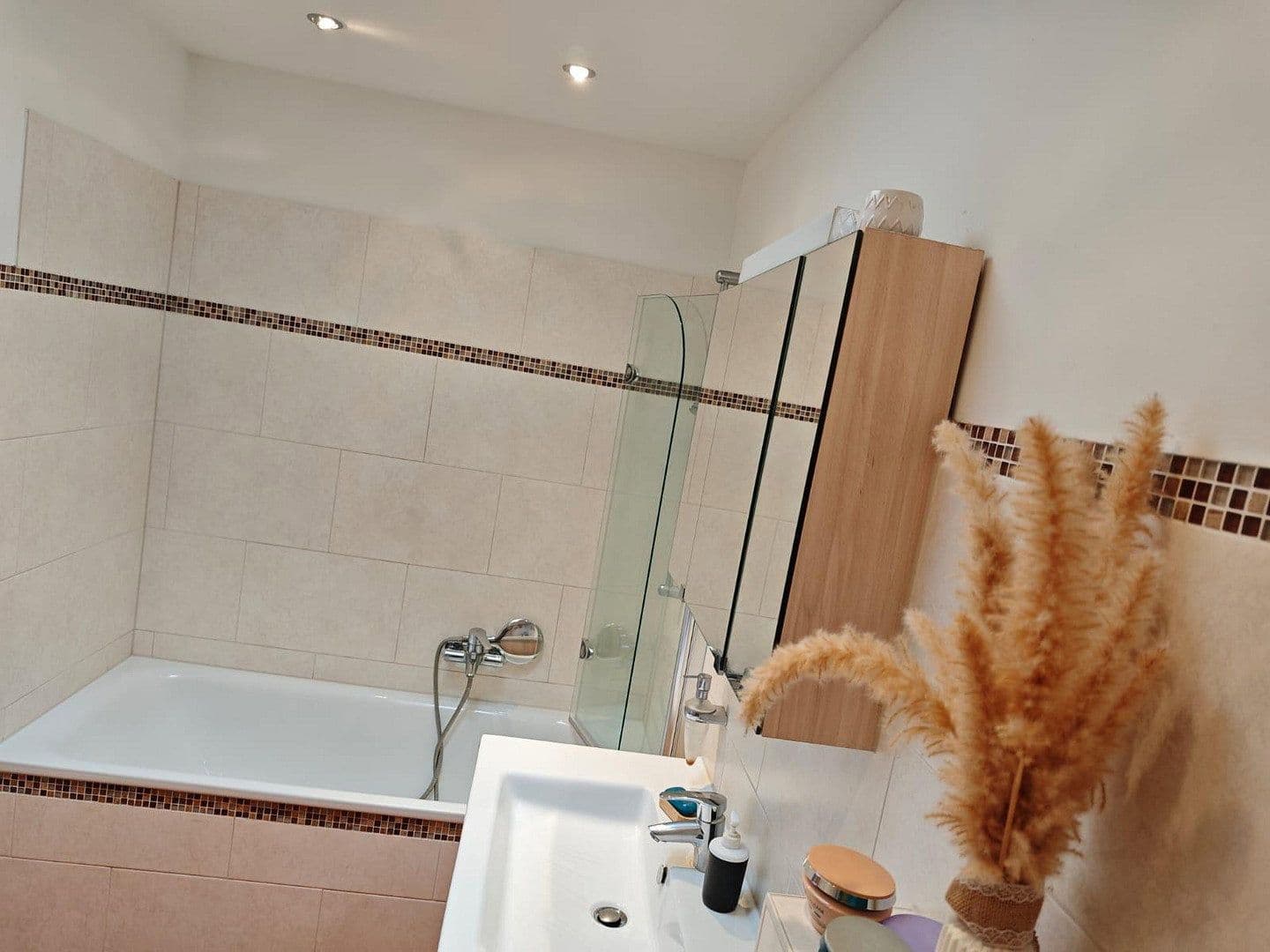 Predaj domu 110 m², pozemok 180 m², Rohlandtstr. 56, Winsen (Luhe), Dolné Sasko Predaj domu 110 m², pozemok 180 m², Rohlandtstr. 56, Winsen (Luhe), Dolné Sasko
