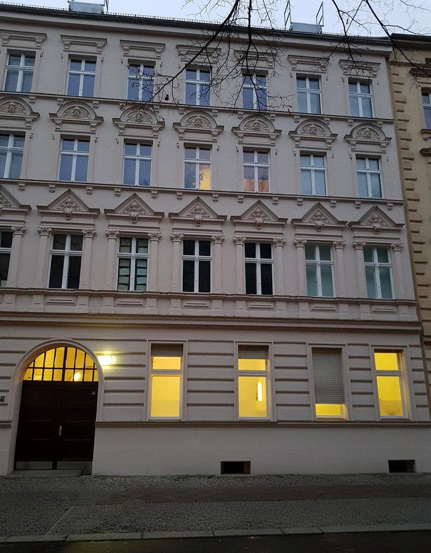 Predaj bytu 2-izbový 67 m², Börnestraße 15, Berlin Weißensee, Berlín Predaj bytu 2-izbový 67 m², Börnestraße 15, Berlin Weißensee, Berlín