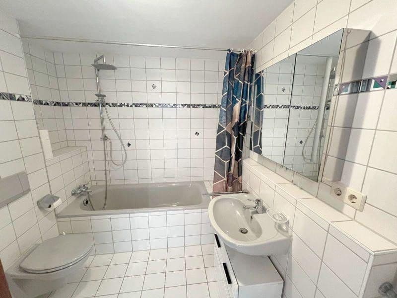 Prenájom bytu 2-izbový 46 m², Weinsberg, Bádensko-Wurttembersko Prenájom bytu 2-izbový 46 m², Weinsberg, Bádensko-Wurttembersko