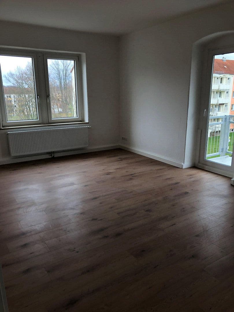 Prenájom bytu 3-izbový 78 m², Clara-Zetkin-Str. 18, Žitava, Sasko Prenájom bytu 3-izbový 78 m², Clara-Zetkin-Str. 18, Žitava, Sasko