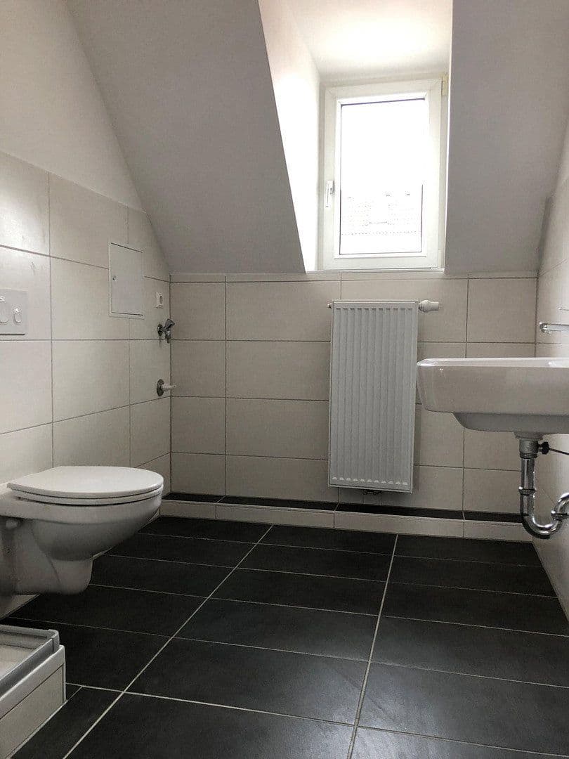 Prenájom bytu 3-izbový 78 m², Clara-Zetkin-Str. 18, Žitava, Sasko Prenájom bytu 3-izbový 78 m², Clara-Zetkin-Str. 18, Žitava, Sasko