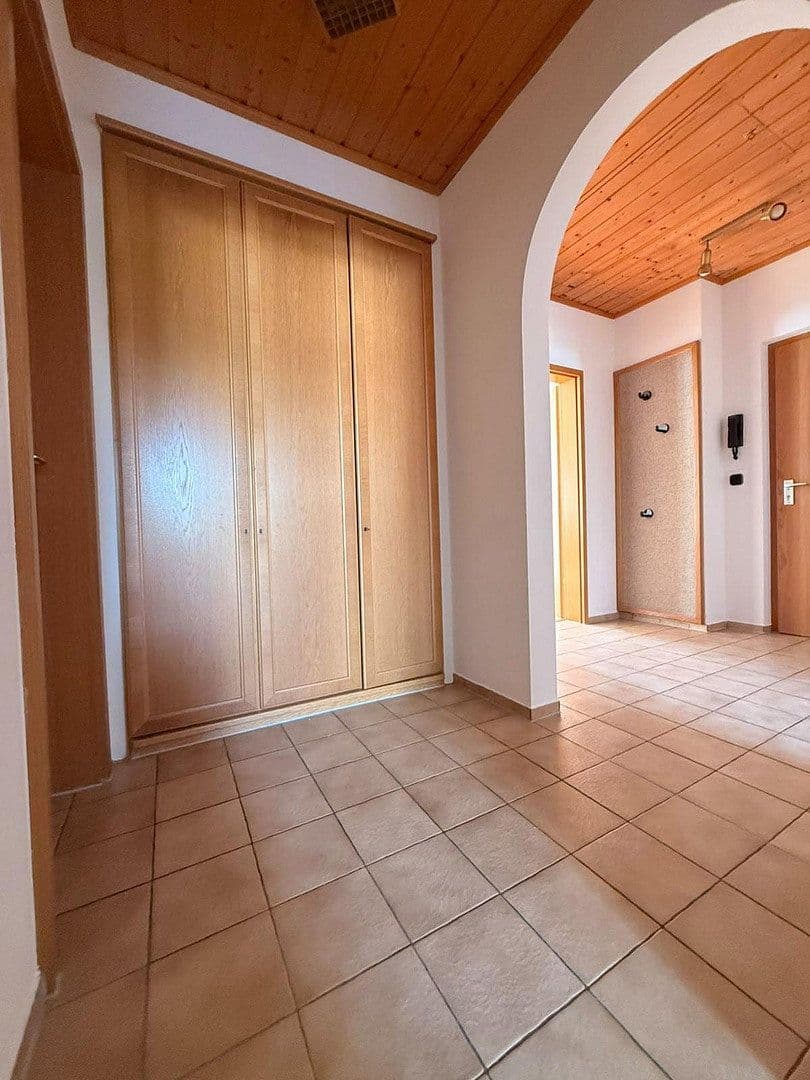 Prenájom bytu 2-izbový 74 m², Sauerlach, Bavorsko Prenájom bytu 2-izbový 74 m², Sauerlach, Bavorsko