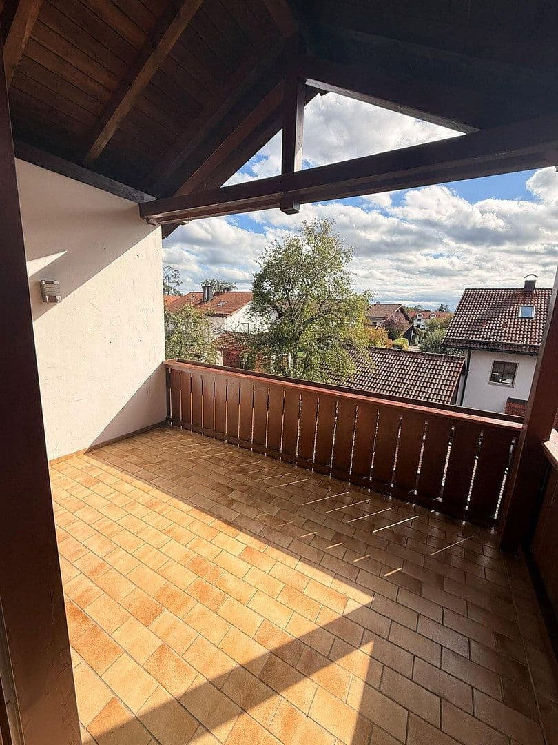 Prenájom bytu 2-izbový 74 m², Sauerlach, Bavorsko Prenájom bytu 2-izbový 74 m², Sauerlach, Bavorsko