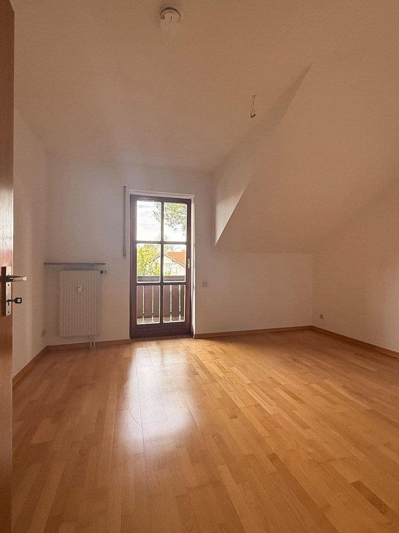 Prenájom bytu 2-izbový 74 m², Sauerlach, Bavorsko Prenájom bytu 2-izbový 74 m², Sauerlach, Bavorsko