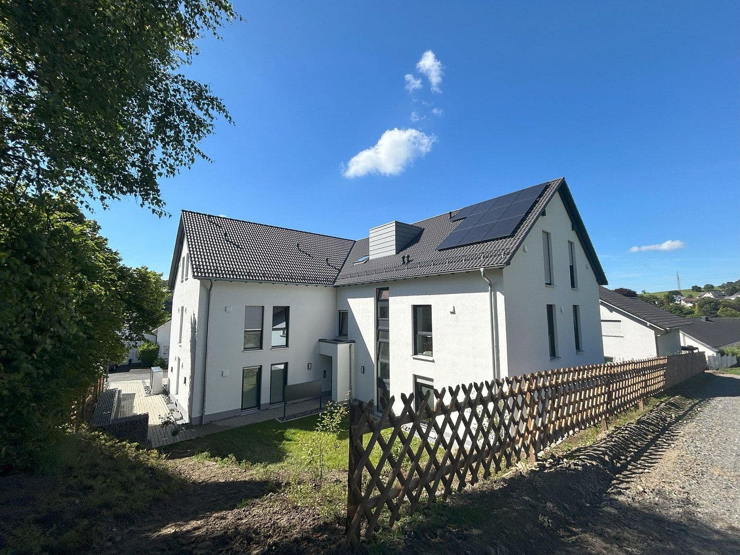 Prenájom bytu 3-izbový 87 m², Adolf-Sänger-Weg 12, Kreuztal, Severné Porýnie - Westfálsko Prenájom bytu 3-izbový 87 m², Adolf-Sänger-Weg 12, Kreuztal, Severné Porýnie - Westfálsko