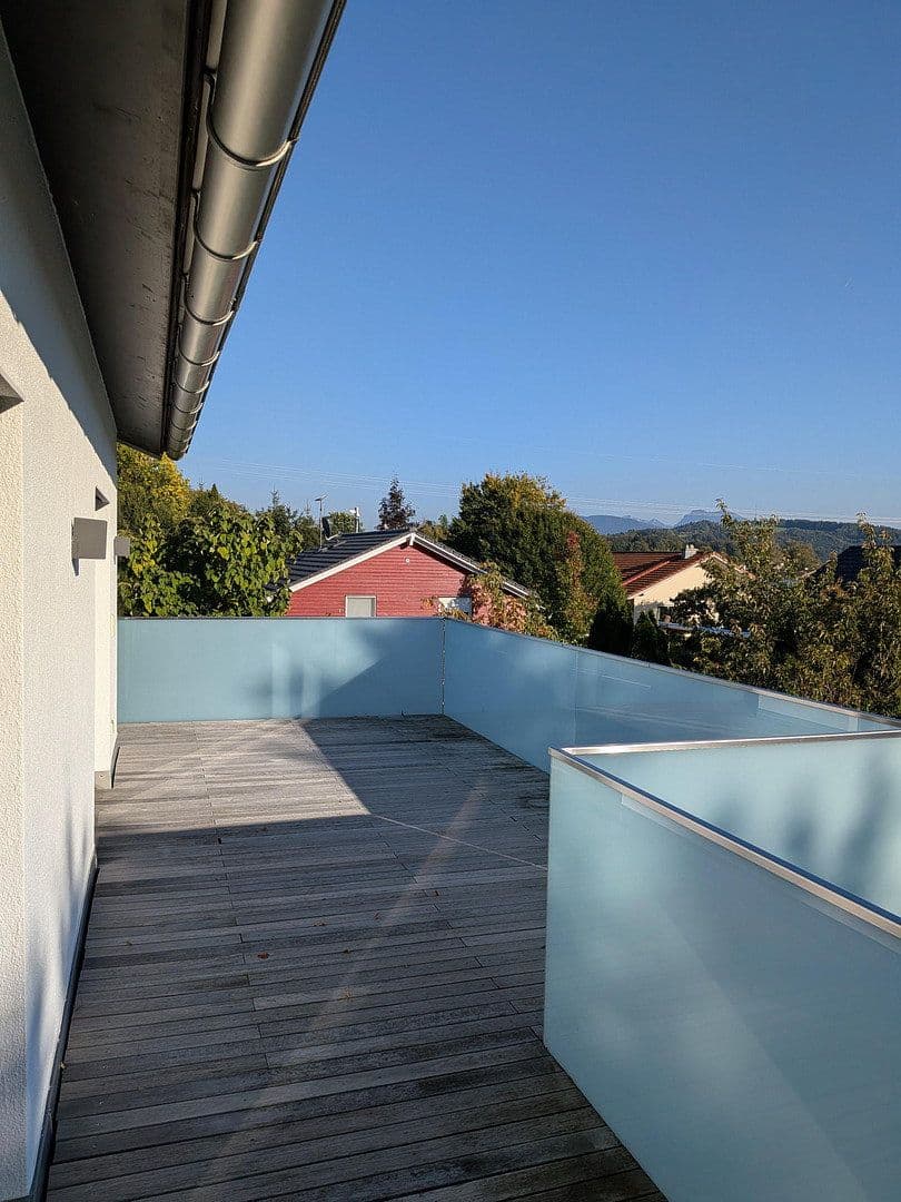 Predaj domu 188 m², pozemok 1.100 m², Traunstein, Bavorsko Predaj domu 188 m², pozemok 1.100 m², Traunstein, Bavorsko