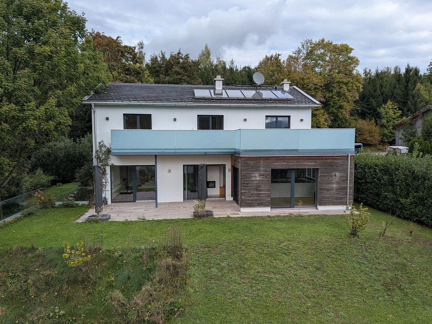 Predaj domu 188 m², pozemok 1.100 m², Traunstein, Bavorsko Predaj domu 188 m², pozemok 1.100 m², Traunstein, Bavorsko