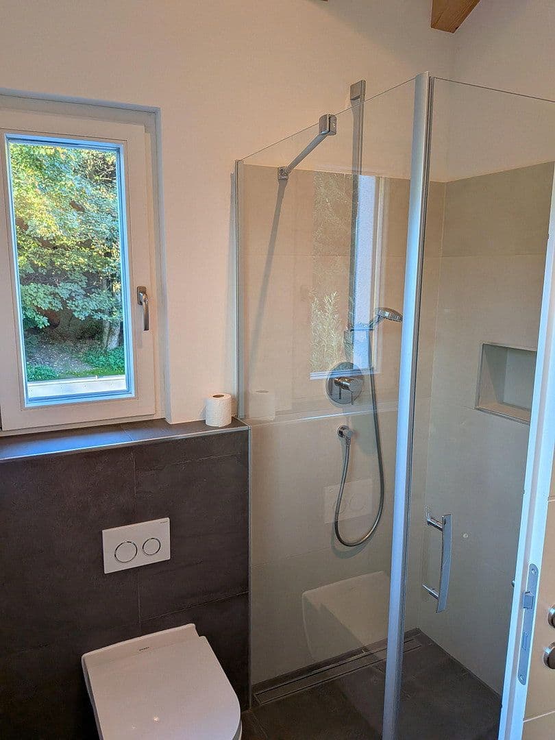 Predaj domu 188 m², pozemok 1.100 m², Traunstein, Bavorsko Predaj domu 188 m², pozemok 1.100 m², Traunstein, Bavorsko