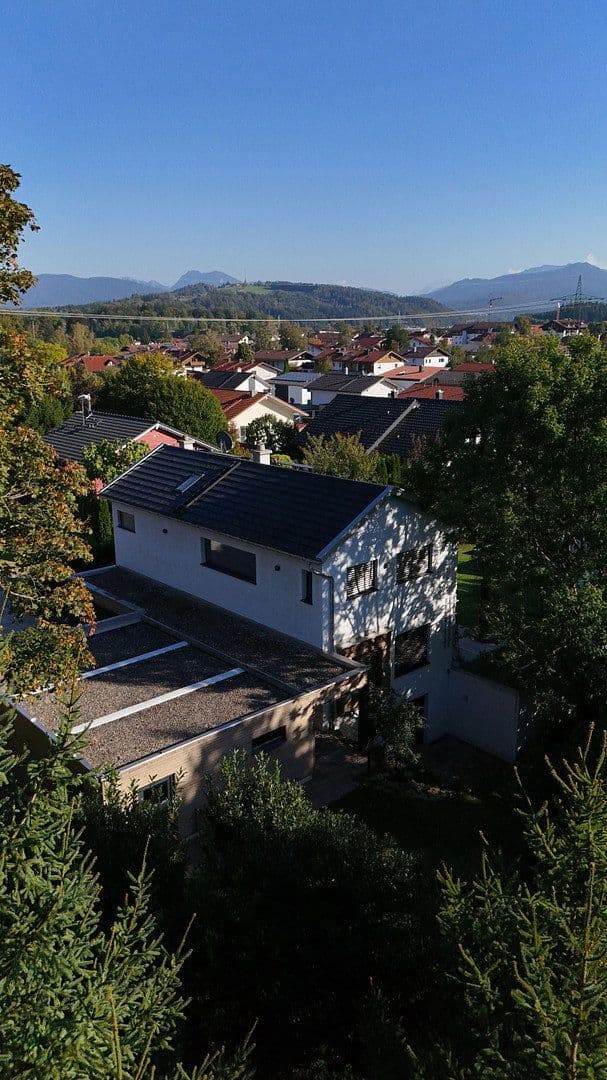 Predaj domu 188 m², pozemok 1.100 m², Traunstein, Bavorsko Predaj domu 188 m², pozemok 1.100 m², Traunstein, Bavorsko