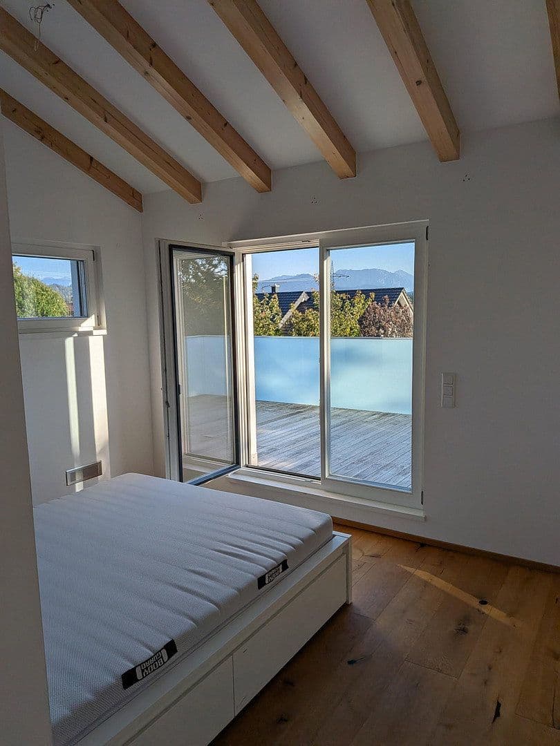 Predaj domu 188 m², pozemok 1.100 m², Traunstein, Bavorsko Predaj domu 188 m², pozemok 1.100 m², Traunstein, Bavorsko