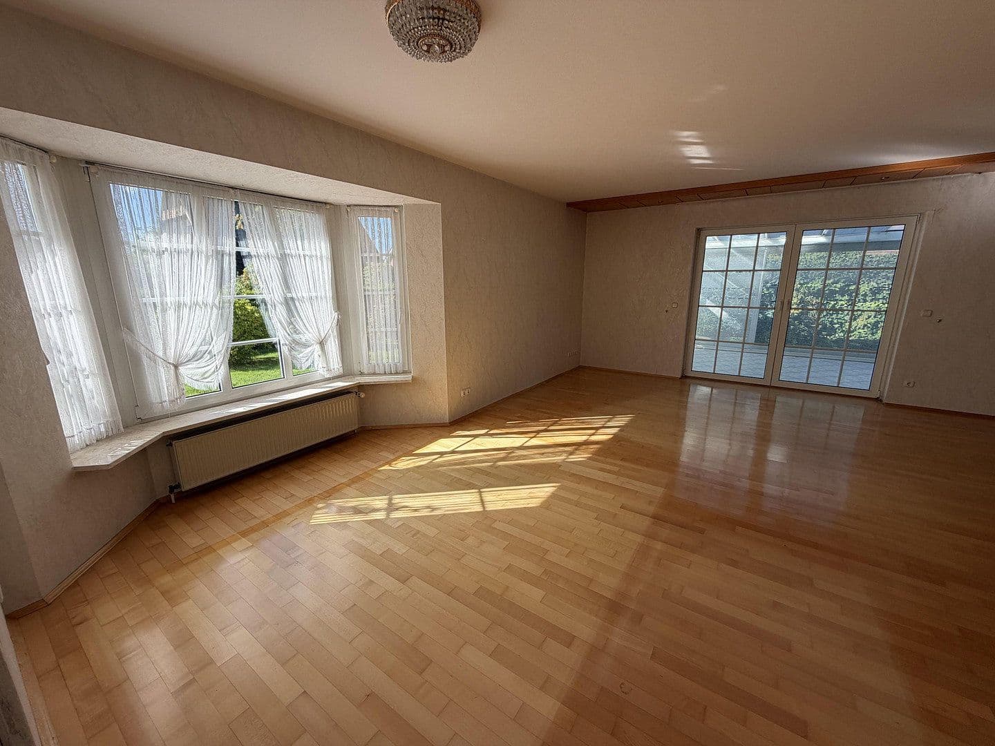 Predaj domu 160 m², pozemok 777 m², Lübeck, Šlezvicko-Holštajnsko Predaj domu 160 m², pozemok 777 m², Lübeck, Šlezvicko-Holštajnsko