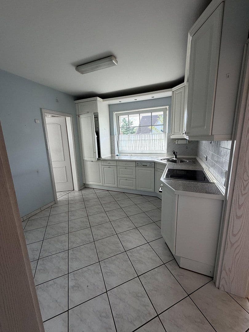Predaj domu 160 m², pozemok 777 m², Lübeck, Šlezvicko-Holštajnsko Predaj domu 160 m², pozemok 777 m², Lübeck, Šlezvicko-Holštajnsko