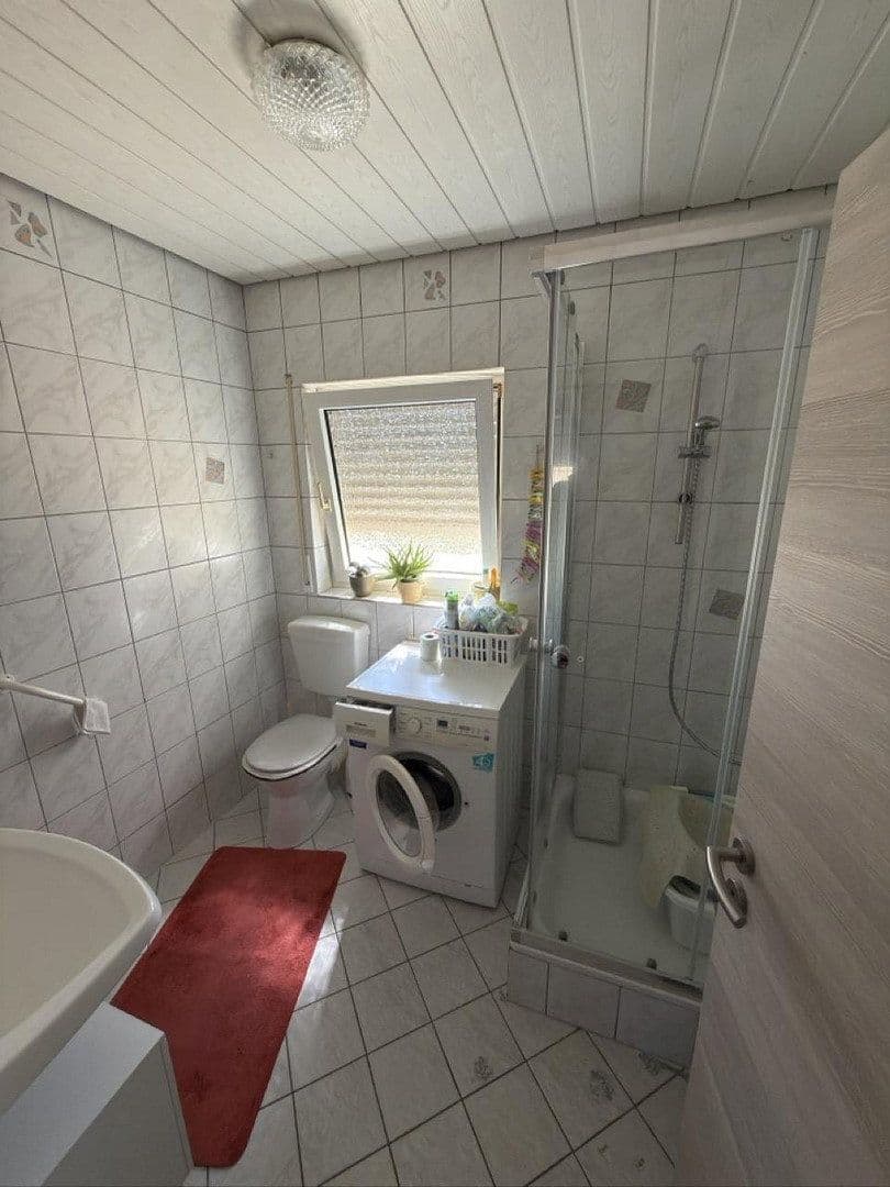 Predaj domu 234 m², pozemok 465 m², Oberstraße 22, Faid, Porýnie-Falcko Predaj domu 234 m², pozemok 465 m², Oberstraße 22, Faid, Porýnie-Falcko