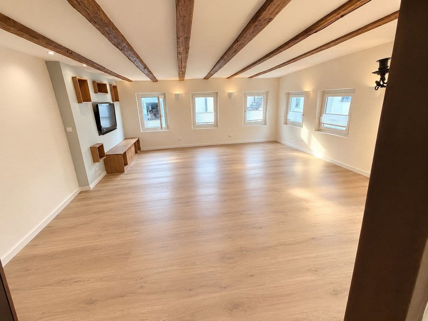 Prenájom bytu 2-izbový 64 m², Plieningen, Bádensko-Wurttembersko Prenájom bytu 2-izbový 64 m², Plieningen, Bádensko-Wurttembersko