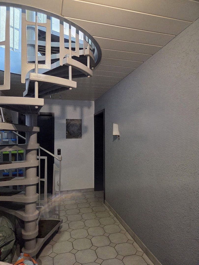 Prenájom bytu 3-izbový 90 m², Aufkirchener Weg 12, Erding, Bavorsko Prenájom bytu 3-izbový 90 m², Aufkirchener Weg 12, Erding, Bavorsko