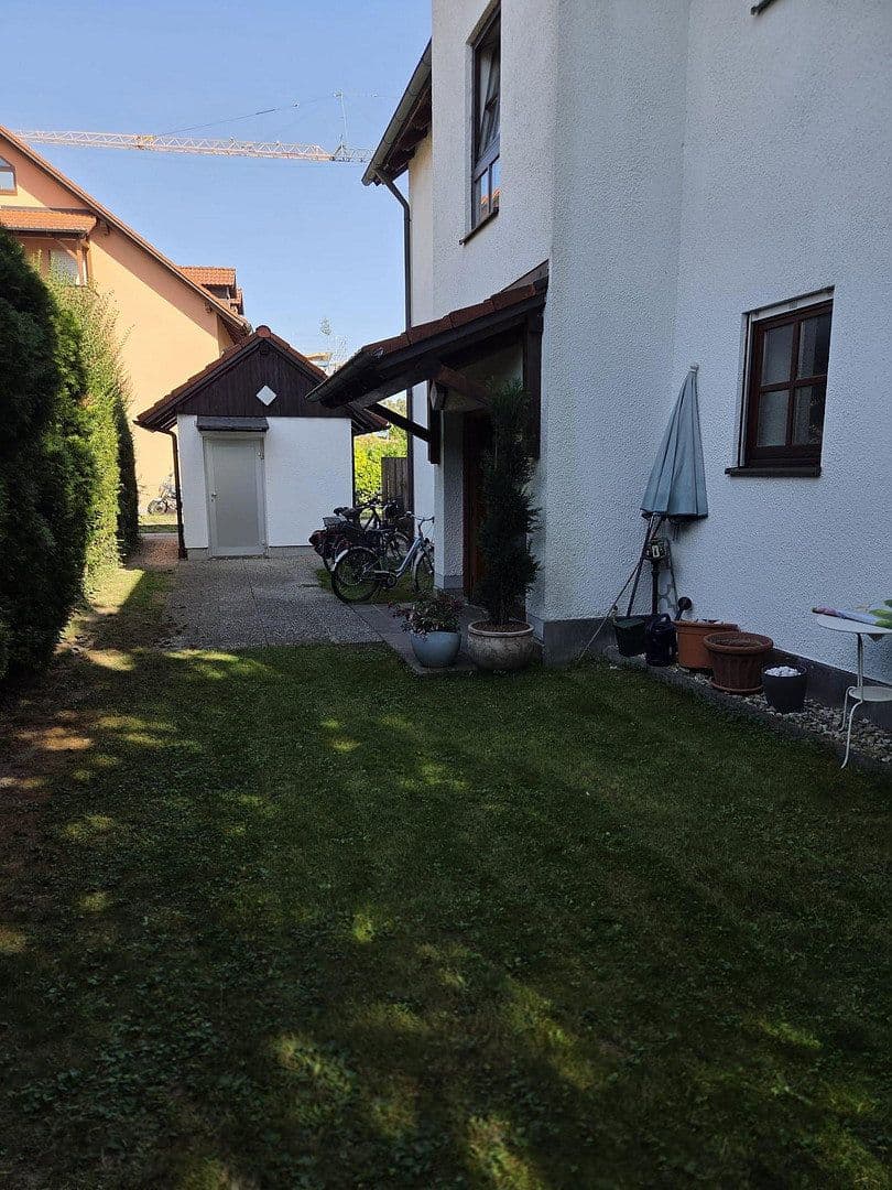 Prenájom bytu 3-izbový 90 m², Aufkirchener Weg 12, Erding, Bavorsko Prenájom bytu 3-izbový 90 m², Aufkirchener Weg 12, Erding, Bavorsko