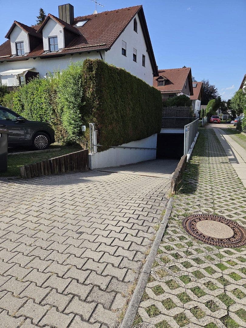 Prenájom bytu 3-izbový 90 m², Aufkirchener Weg 12, Erding, Bavorsko Prenájom bytu 3-izbový 90 m², Aufkirchener Weg 12, Erding, Bavorsko