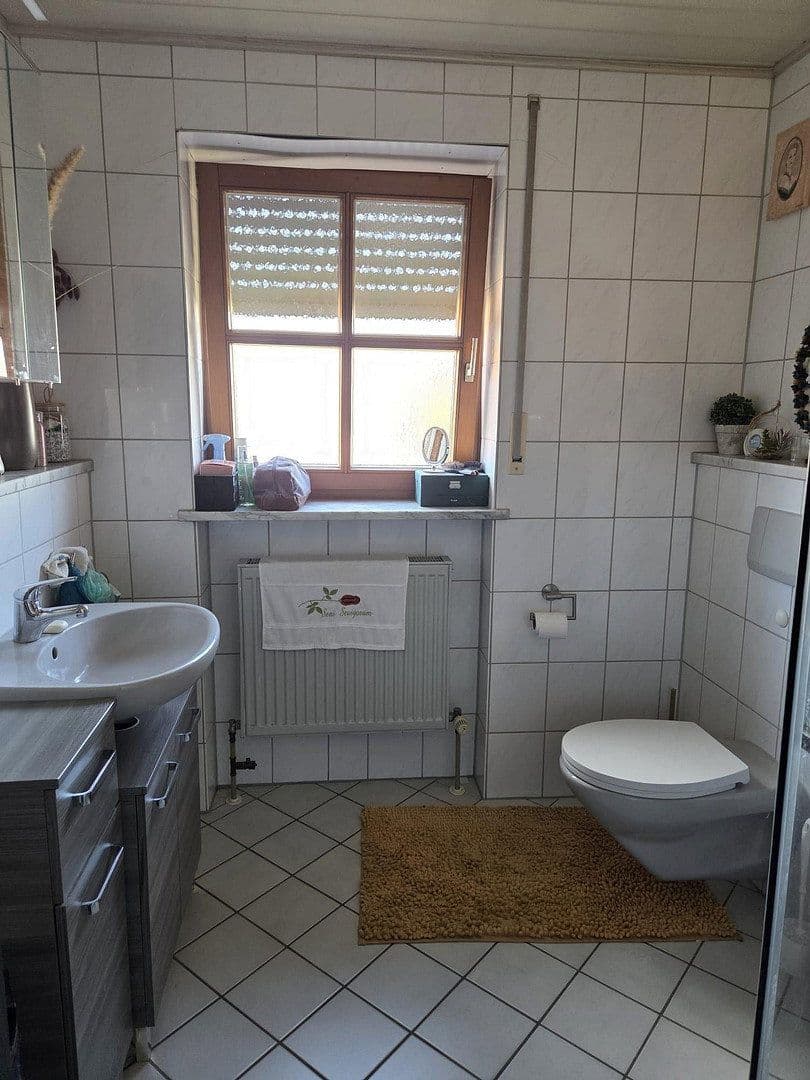 Prenájom bytu 3-izbový 90 m², Aufkirchener Weg 12, Erding, Bavorsko Prenájom bytu 3-izbový 90 m², Aufkirchener Weg 12, Erding, Bavorsko