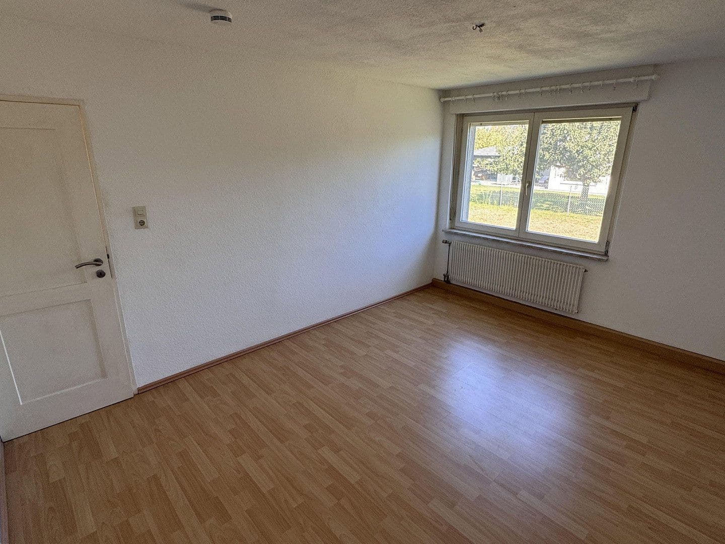 Prenájom bytu 3-izbový 63 m², Lichtenau, Bádensko-Wurttembersko Prenájom bytu 3-izbový 63 m², Lichtenau, Bádensko-Wurttembersko