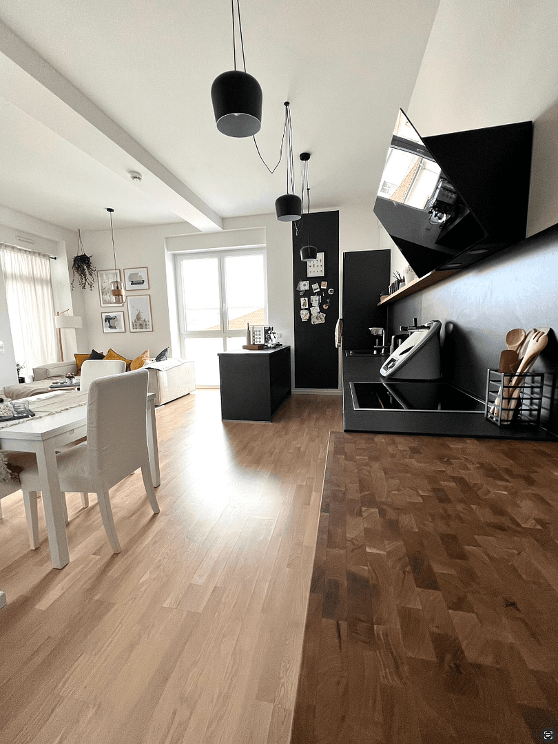 Prenájom bytu 3-izbový 89 m², Offenbach, Hesensko Prenájom bytu 3-izbový 89 m², Offenbach, Hesensko