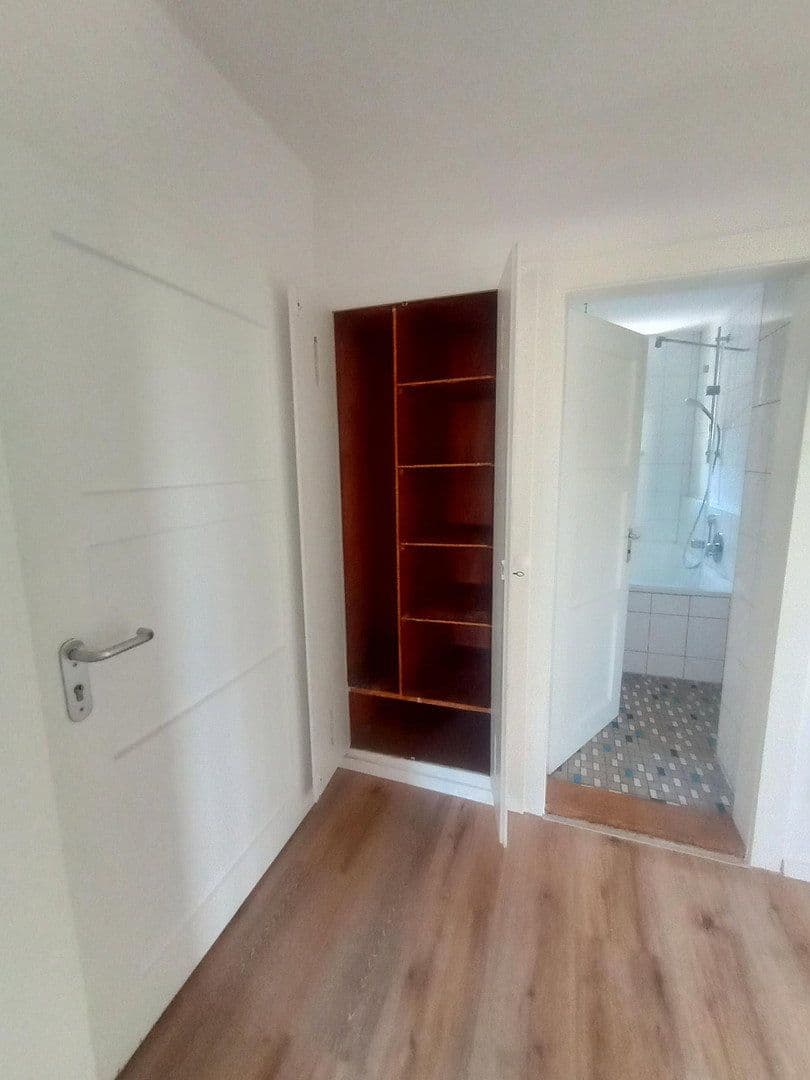 Prenájom bytu 2-izbový 58 m², Friedrich-Ebert-Str.57 1/2, Ingolstadt, Bavorsko Prenájom bytu 2-izbový 58 m², Friedrich-Ebert-Str.57 1/2, Ingolstadt, Bavorsko