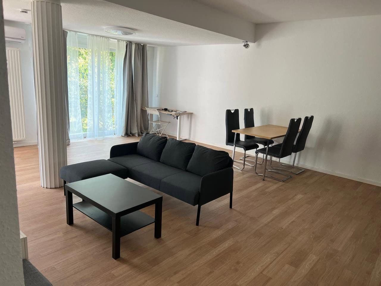 Prenájom bytu 3-izbový 88 m², Herdweg 35, Stuttgart, Bádensko-Wurttembersko Prenájom bytu 3-izbový 88 m², Herdweg 35, Stuttgart, Bádensko-Wurttembersko