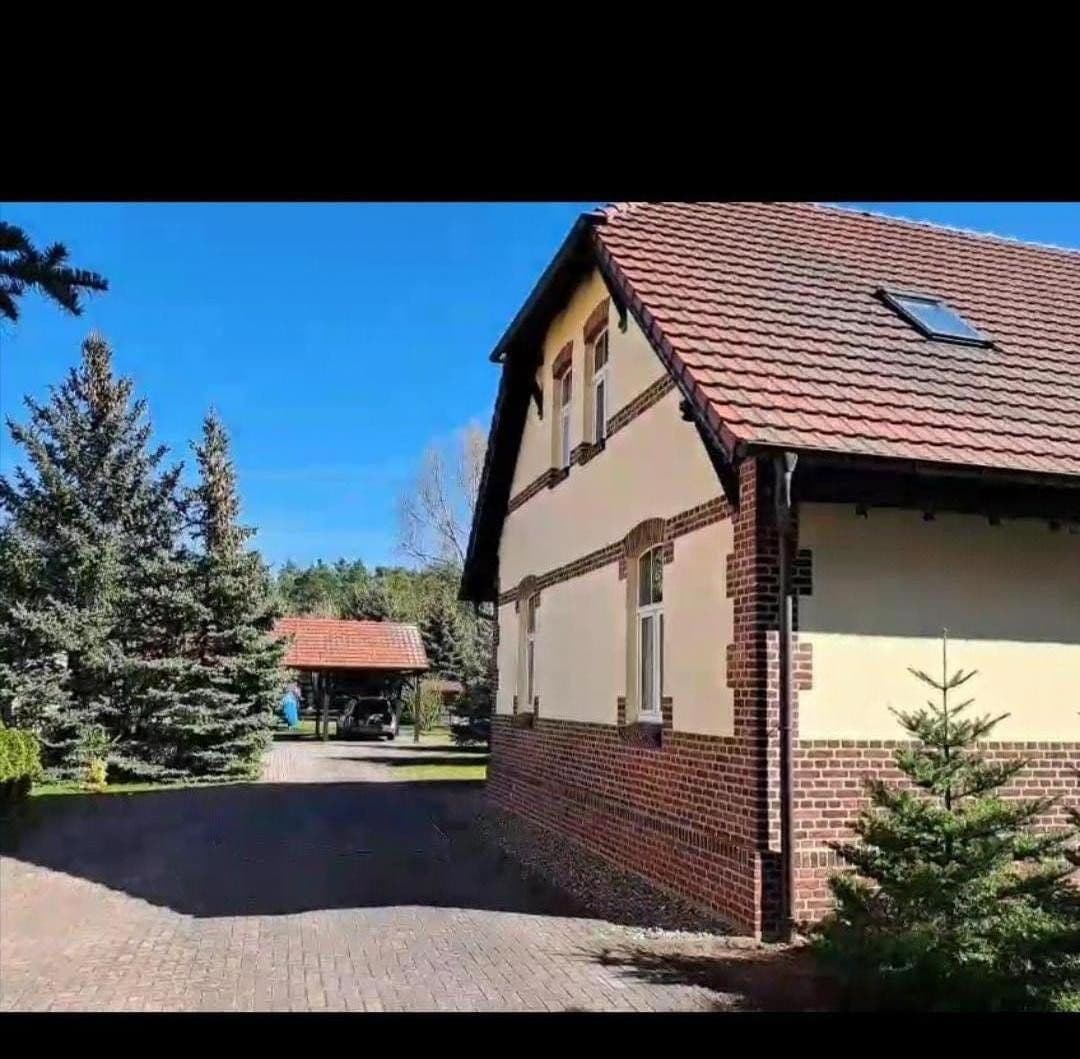 Prenájom bytu 2-izbový 95 m², Mahlenziener Dorfstr., 14, Brandenburg, Brandenbursko Prenájom bytu 2-izbový 95 m², Mahlenziener Dorfstr., 14, Brandenburg, Brandenbursko