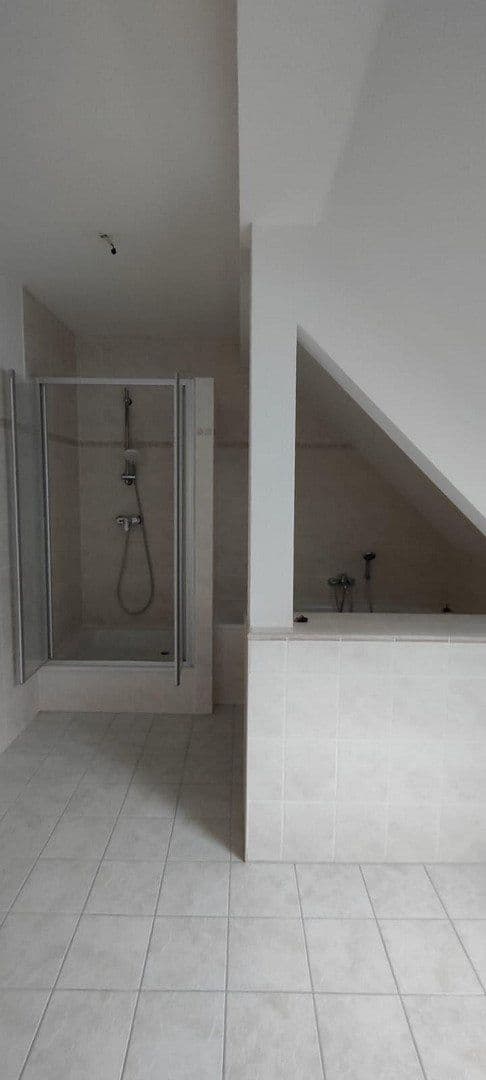 Prenájom bytu 2-izbový 95 m², Mahlenziener Dorfstr., 14, Brandenburg, Brandenbursko Prenájom bytu 2-izbový 95 m², Mahlenziener Dorfstr., 14, Brandenburg, Brandenbursko