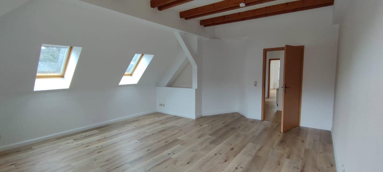 Prenájom bytu 2-izbový 95 m², Mahlenziener Dorfstr., 14, Brandenburg, Brandenbursko Prenájom bytu 2-izbový 95 m², Mahlenziener Dorfstr., 14, Brandenburg, Brandenbursko