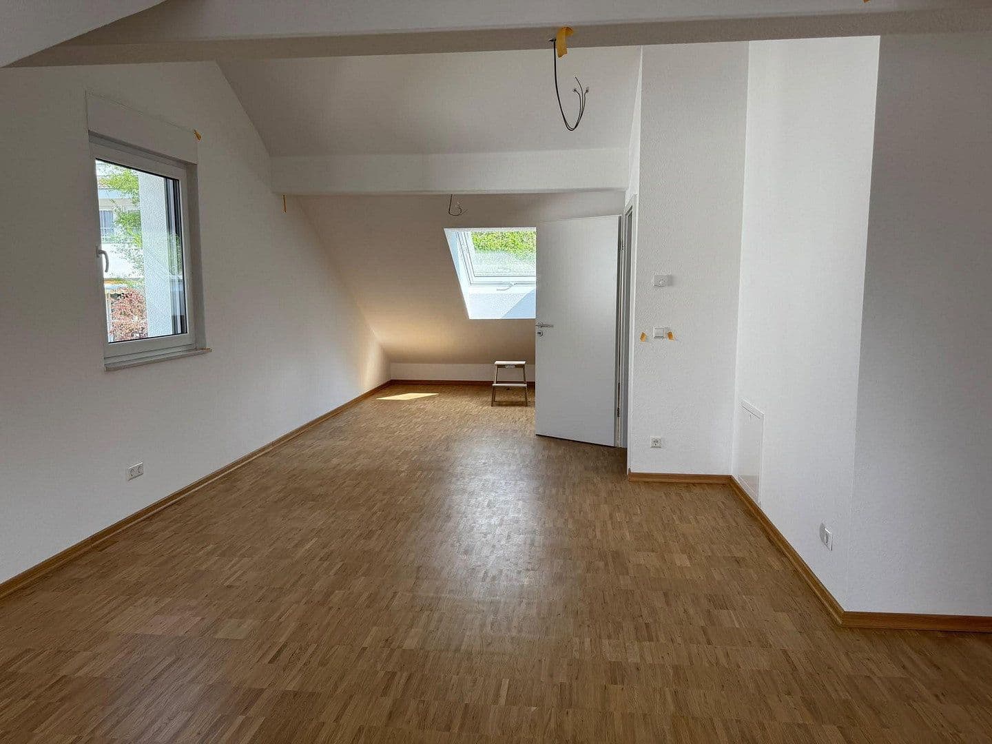 Prenájom domu 136 m², pozemok 350 m², Steinenbronner Straße 31, Sindelfingen, Bádensko-Wurttembersko Prenájom domu 136 m², pozemok 350 m², Steinenbronner Straße 31, Sindelfingen, Bádensko-Wurttembersko