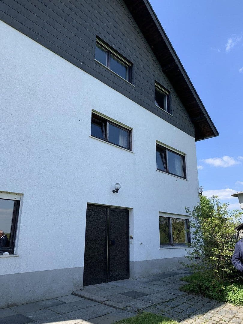 Prenájom bytu 3-izbový 75 m², Modautal, Hesensko Prenájom bytu 3-izbový 75 m², Modautal, Hesensko