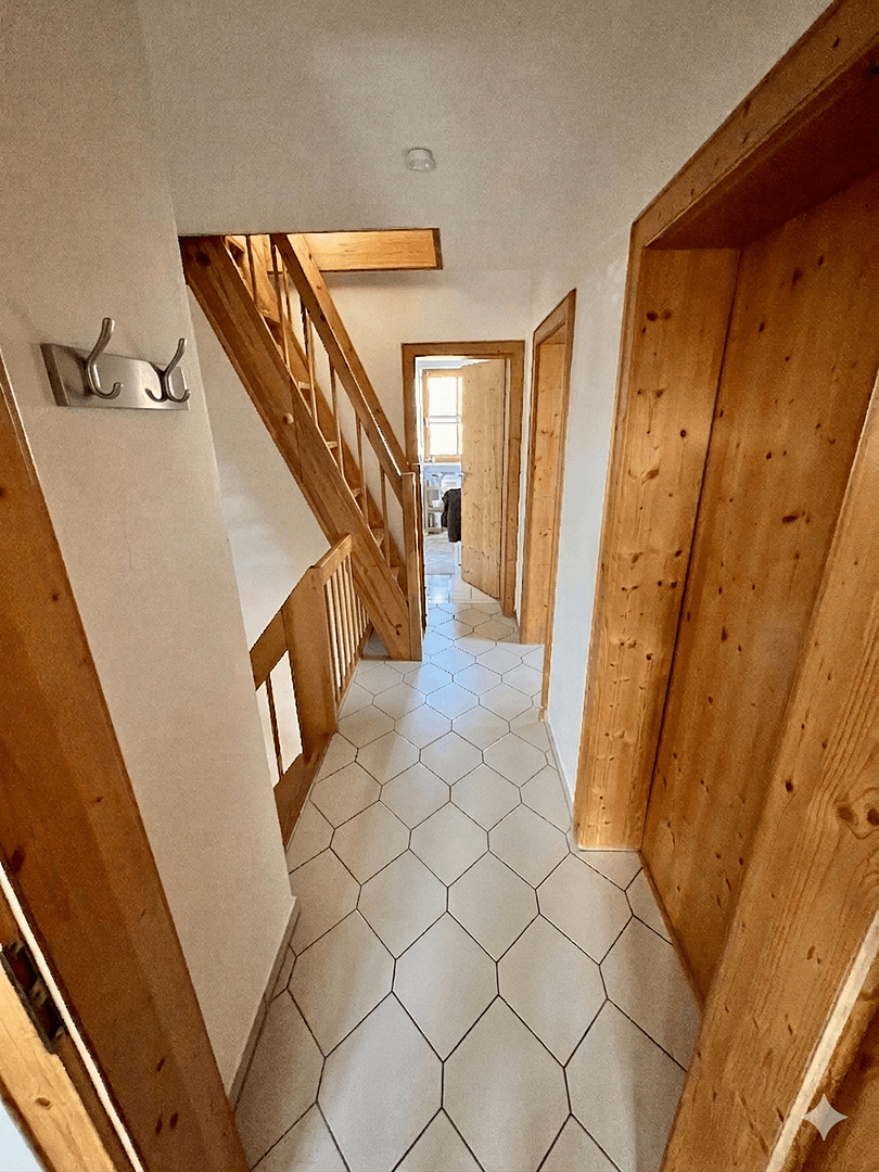 Predaj domu 97 m², pozemok 404 m², Ostermünchen, Bavorsko Predaj domu 97 m², pozemok 404 m², Ostermünchen, Bavorsko