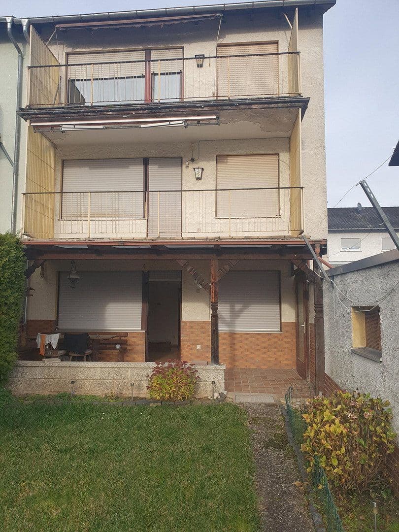 Predaj domu 125 m², pozemok 297 m², Bruchköbel, Hesensko Predaj domu 125 m², pozemok 297 m², Bruchköbel, Hesensko