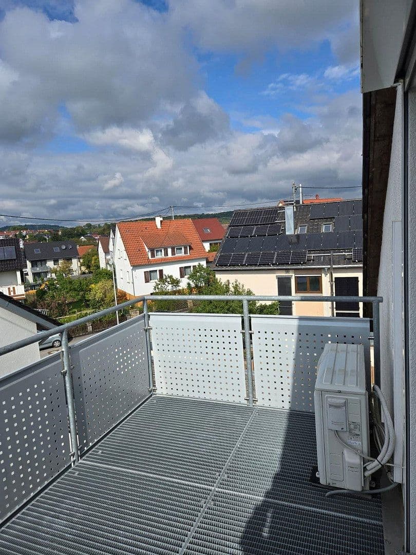 Prenájom bytu 2-izbový 40 m², Waiblingen, Bádensko-Wurttembersko Prenájom bytu 2-izbový 40 m², Waiblingen, Bádensko-Wurttembersko