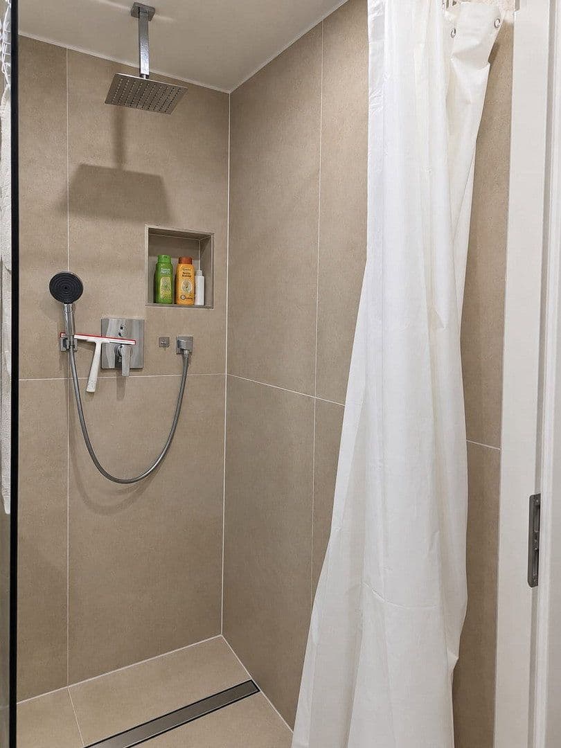 Prenájom bytu 3-izbový 71 m², St.-Gallener-Straße 42, Ulm, Bádensko-Wurttembersko Prenájom bytu 3-izbový 71 m², St.-Gallener-Straße 42, Ulm, Bádensko-Wurttembersko