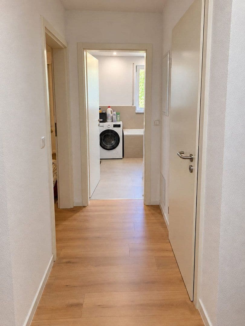 Prenájom bytu 3-izbový 71 m², St.-Gallener-Straße 42, Ulm, Bádensko-Wurttembersko Prenájom bytu 3-izbový 71 m², St.-Gallener-Straße 42, Ulm, Bádensko-Wurttembersko