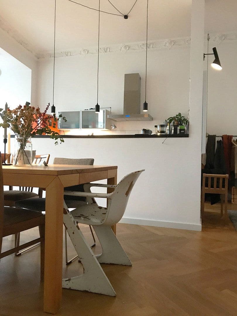 Predaj bytu 4-izbový 120 m², Berlin, Berlín Predaj bytu 4-izbový 120 m², Berlin, Berlín