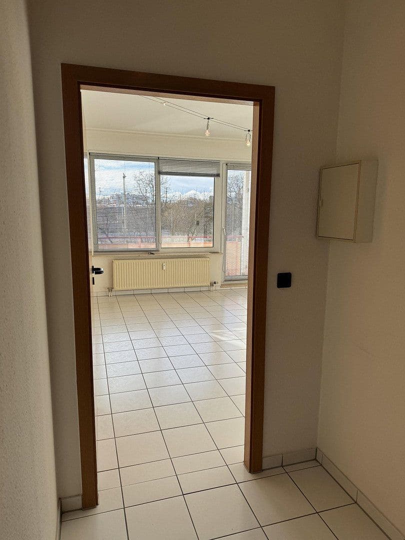 Prenájom bytu 2-izbový 40 m², Bürgermeister-Kutterer-Str. 14, Ludwigshafen am Rhein, Porýnie-Falcko Prenájom bytu 2-izbový 40 m², Bürgermeister-Kutterer-Str. 14, Ludwigshafen am Rhein, Porýnie-Falcko