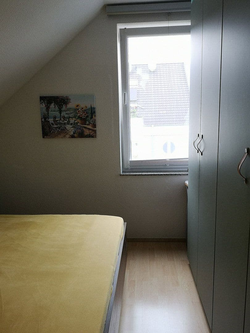 Prenájom bytu 3-izbový 100 m², Willy-Brandt-Str. 3, Bergisch Gladbach, Severné Porýnie - Westfálsko Prenájom bytu 3-izbový 100 m², Willy-Brandt-Str. 3, Bergisch Gladbach, Severné Porýnie - Westfálsko