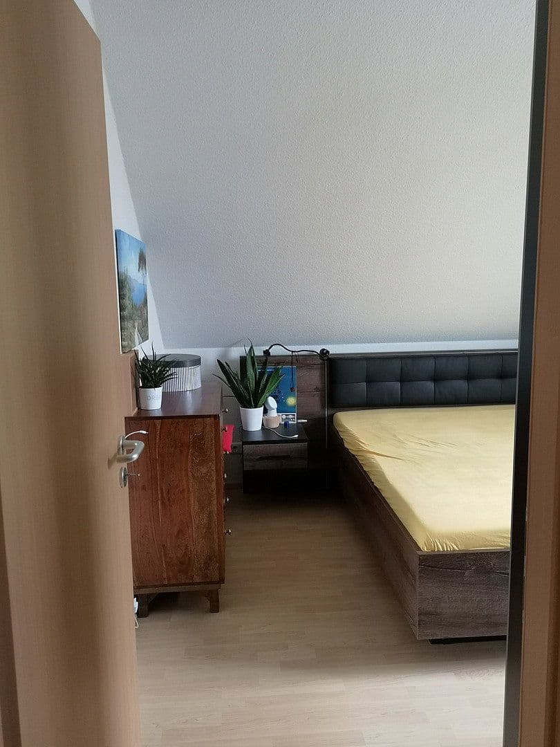 Prenájom bytu 3-izbový 100 m², Willy-Brandt-Str. 3, Bergisch Gladbach, Severné Porýnie - Westfálsko Prenájom bytu 3-izbový 100 m², Willy-Brandt-Str. 3, Bergisch Gladbach, Severné Porýnie - Westfálsko