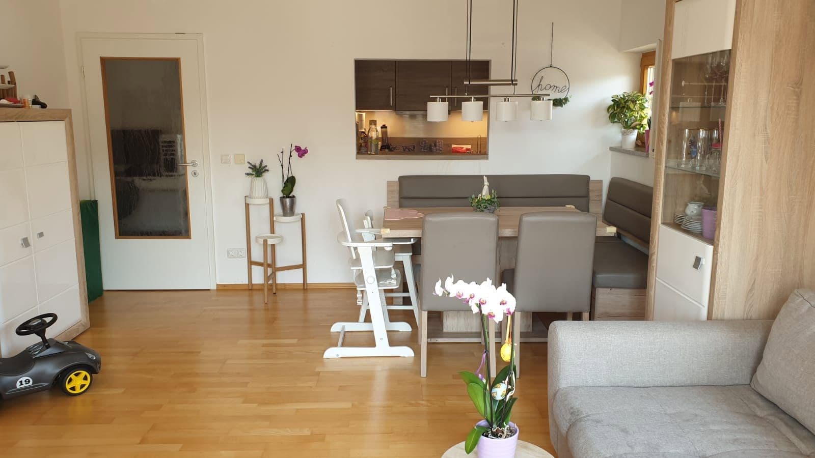 Prenájom bytu 4-izbový 91 m², Grafing, Bavorsko Prenájom bytu 4-izbový 91 m², Grafing, Bavorsko