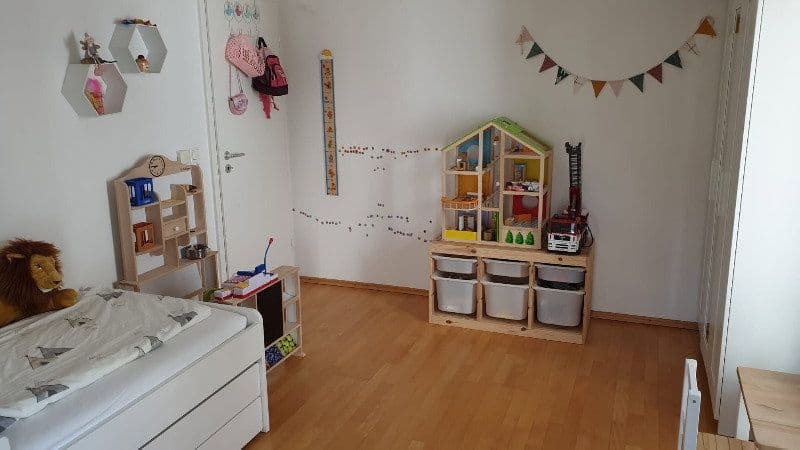 Prenájom bytu 4-izbový 91 m², Grafing, Bavorsko Prenájom bytu 4-izbový 91 m², Grafing, Bavorsko