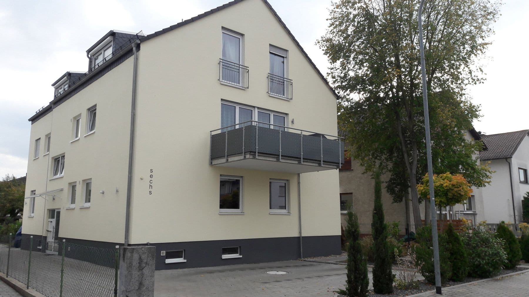 Prenájom kancelárie 43 m², Fichtenstrasse 6, Obertshausen, Hesensko Prenájom kancelárie 43 m², Fichtenstrasse 6, Obertshausen, Hesensko