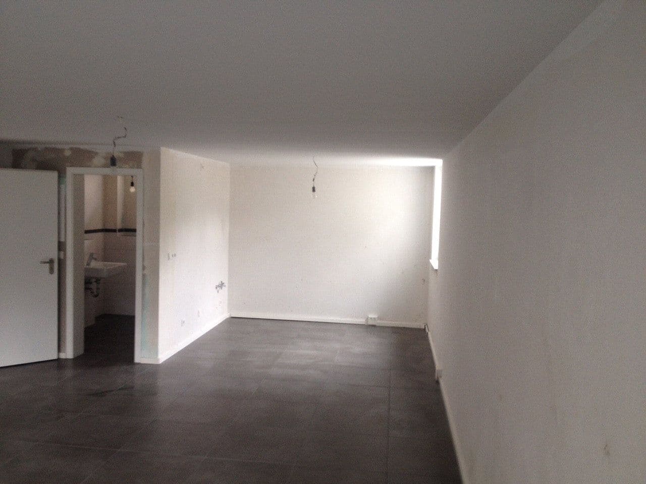 Prenájom kancelárie 43 m², Fichtenstrasse 6, Obertshausen, Hesensko Prenájom kancelárie 43 m², Fichtenstrasse 6, Obertshausen, Hesensko