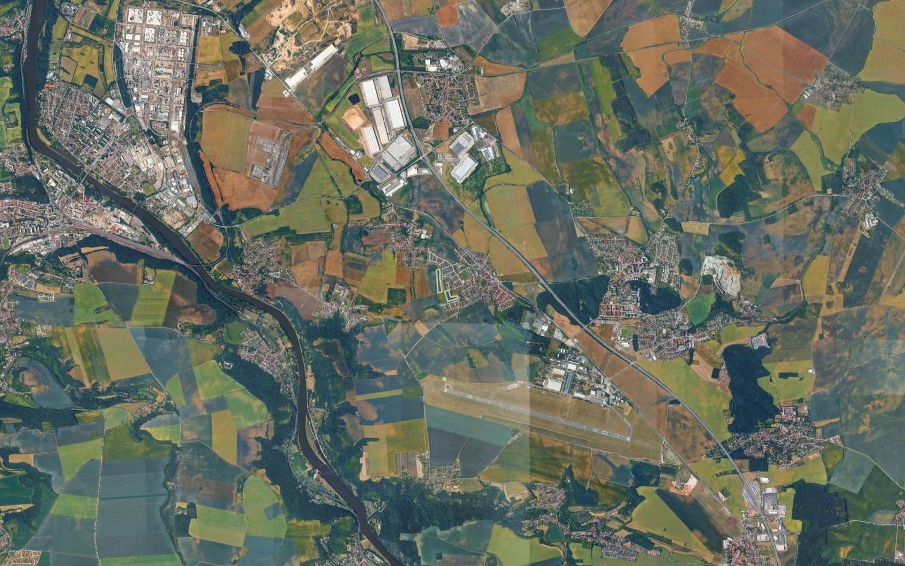 Predaj pozemku 23.384 m², Postřižín, Středočeský kraj Predaj pozemku 23.384 m², Postřižín, Středočeský kraj