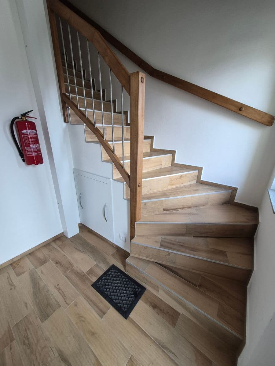 Prenájom bytu 2-izbový 45 m², Revoluční, Přeštice, Plzeňský kraj Prenájom bytu 2-izbový 45 m², Revoluční, Přeštice, Plzeňský kraj